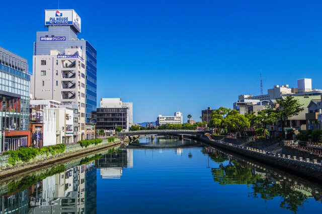 新町川と藍場浜公園（徳島市）